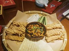-魏铭鱼头捞饭(晋阳路店)