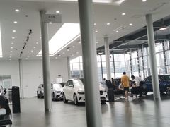 -杭州中升之星奔驰4S店(滨江店)