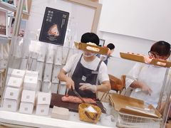 -奈雪的茶(市百一店)