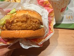 麦辣鸡腿汉堡-麦当劳(安定门外大街店)