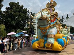 -七彩云南欢乐世界