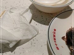 -三人行骨头王火锅(长寿店)