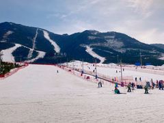 -鳌山滑雪度假区