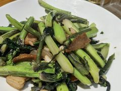 -黄泥岗·地道湖北菜(奥特莱斯店)