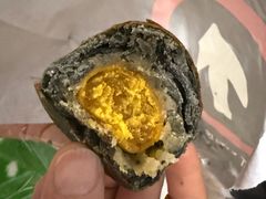 -HOT CRUSH趁热集合·现烤面包(环球港店)