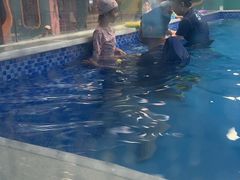 -Swim斯卫姆国际儿童游泳中心(红博中央公园店)