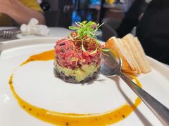 牛肉塔塔配牛油果黑橄榄酱-Solo(衡山路店)