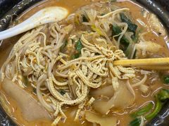 -曹宝林砂锅麻辣烫(星光路店)