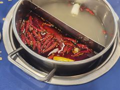 -马路边边串串香形象店(磐石路店)