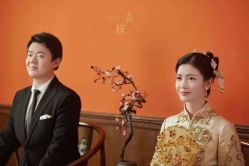 -雪中彩影婚纱摄影·微光艺术中心