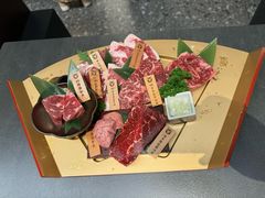 -铭牛烧肉·和牛海鲜自助(高新月牙湖店)
