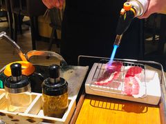 生牛肉火炙寿司-舞漁日料美人胶原锅(陆家嘴中心店)