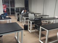 -菠萝国际教育专注Alevel·IGCSE·IB·AP·托福雅思培训辅导(静安校区)