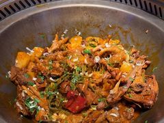 -山河屯铁锅炖(哈西站店)