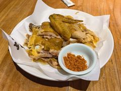 -头上红煨盐鸡·非遗院子餐厅