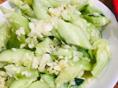 蒜泥黄瓜-东吴霸王兔(松青路店)