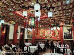 -梅龙镇酒家(南京西路总店)