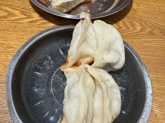 -黄阿姨锅贴大王(万航渡路店)