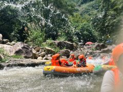 -雅鲁激流探险漂流