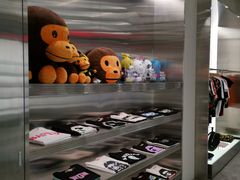 -BAPE STORE®(斯普瑞斯奥特莱斯店)