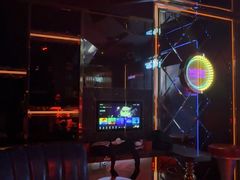 -温莎KTV(珠江路店)