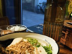 -蜗牛的家旅行主题云南菜餐厅.小酒馆(护国寺店)