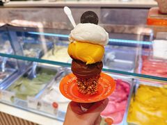 -VENCHI 闻绮(上海佛罗伦萨小镇店)