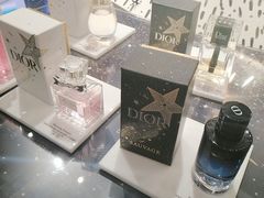 -Dior迪奥(上海世茂广场店)