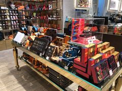 -VENCHI 闻绮(北京国贸商城店)