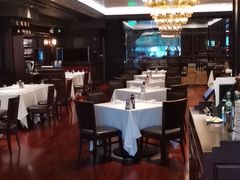 大堂-Wolfgang’s Steakhouse 沃夫冈牛排馆(上海白玉兰广场店)