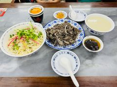 -海碗居老北京炸酱面(增光路店)