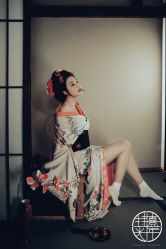 点击看大图 -持熹光年写真体验馆