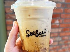 山茶桃胶拿铁-Seesaw Coffee(上海太阳宫K46店)