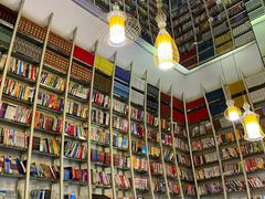 -钟书阁(松江泰晤士小镇店)