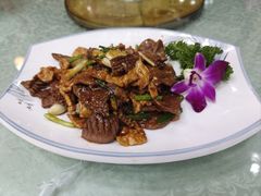 -六和聚传统烤鸭.天津菜(和平店)