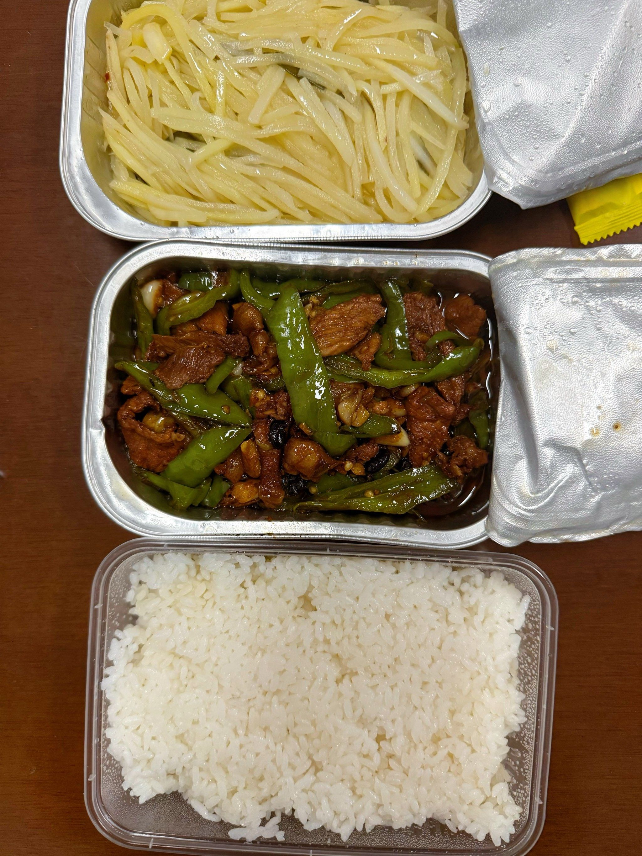 快餐盒开启美味旅程