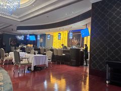 -龙虾酒吧扒房(宁波香格里拉店)