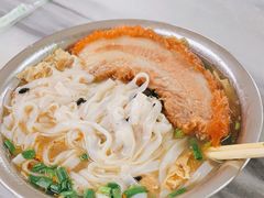 -肥佬良扣肉粉面店(梧州总店)