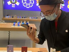 -Apple零售店(华贸购物中心店)