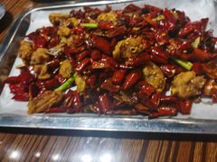扛把子辣子鸡-马路牙子地桌烤肉(工体店)