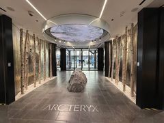 -ARC'TERYX始祖鸟(北京王府中环店)