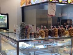 -红房子西点(汇联商厦天钥桥路店)