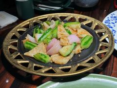 丝瓜洋葱炒鱼松-粤·向群饭店(麓景路店)