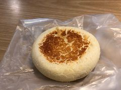 奶油芝士多面包-巴黎贝甜(宜山路店)