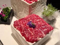 -左庭右院鲜牛肉火锅黑金店(陆家嘴中心店)
