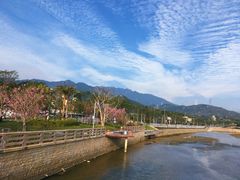 -鹏城人家海鲜酒家·23年老字号(较场尾店)