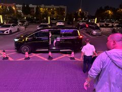 -星河湾温泉洗浴酒店