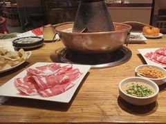 -朴都老北京紫铜火锅(荣成九龙城店)
