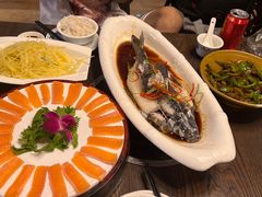 -醉美东江·三文鱼·烧鸡公