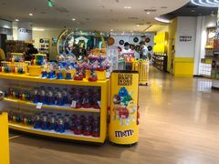 -m豆巧克力世界(上海世茂广场店)